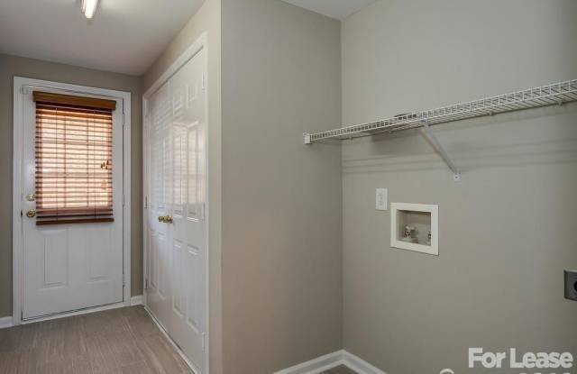 14930 Ballantyne Village Way Gallery 3