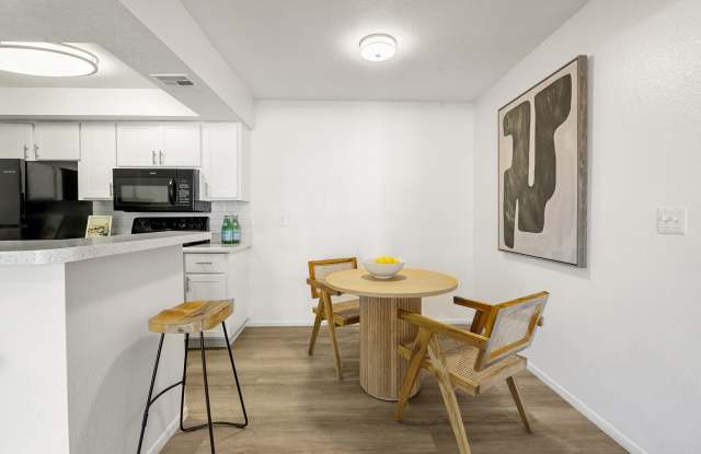 Parklane Commons Gallery 4