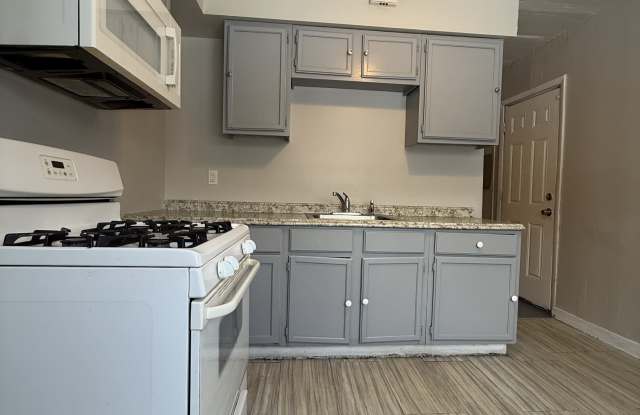 11627 Harvard Avenue - 2 photos photos