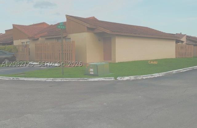 13566 SW 11th Ln Gallery 1