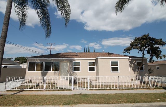 11941 Civic Center Dr - 11941 Civic Center Dr, Hawaiian Gardens, CA 90716