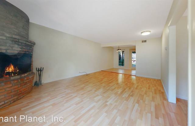 10399 Merriman Rd Unit A Gallery 4