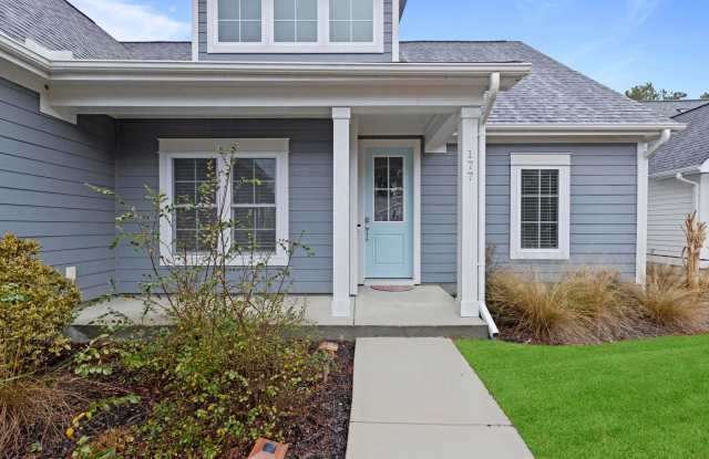 Beautiful Home Available with Tons of Upgrades! Gallery 3