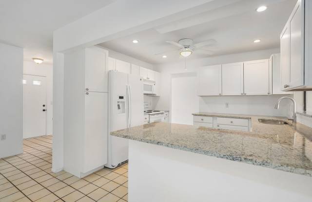 1221 Sleepy Hollow Rd photos photos