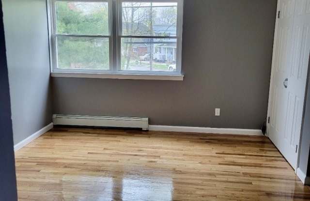 109-111 Linden Avenue Gallery 2