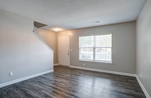 Wildwood Springs Apartment Homes Gallery 2