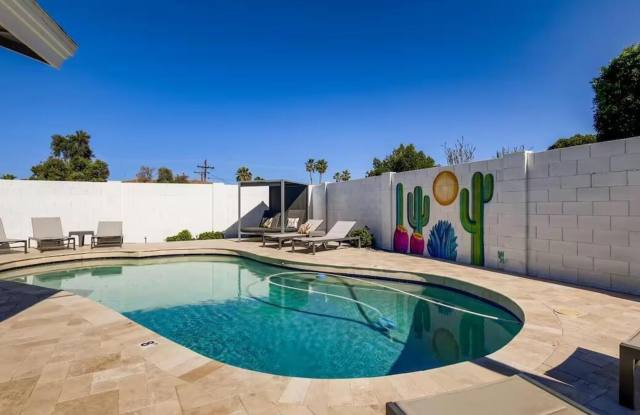 8115 E Edgemont Avenue Gallery 2
