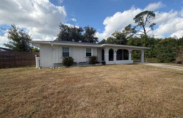 1595  Adrian St photos photos