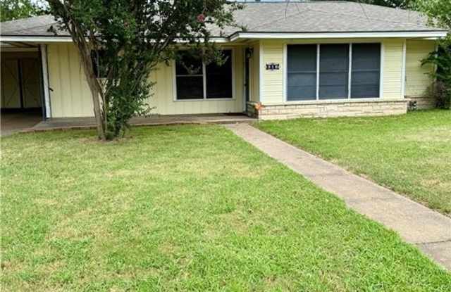 318 Fairway Drive photos photos