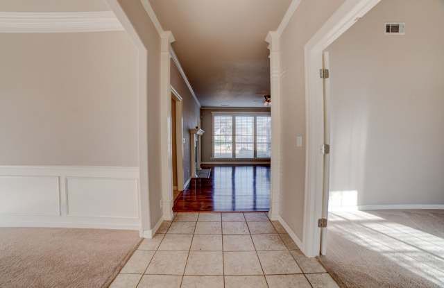 Almost new! Beautiful brick Owasso home - 13317 East 89th Street North, Owasso, OK 74055