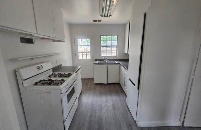 3218 Colgate Street - 3218 Colgate Street, Lubbock, TX 79415