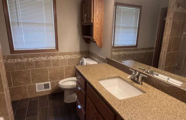 5649 Rebecca Ln Gallery 2