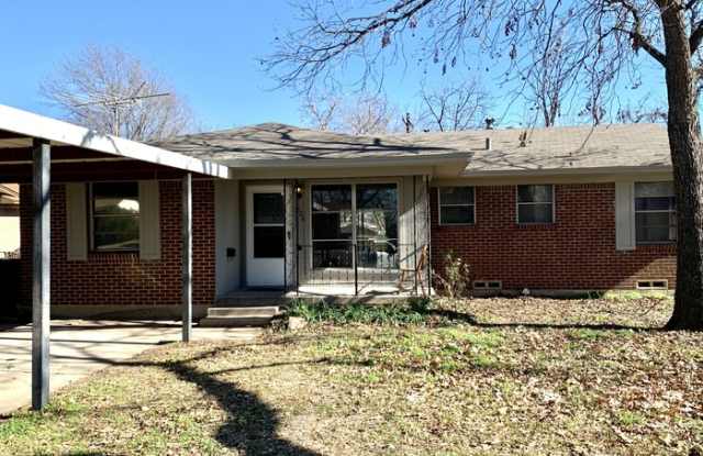 826 Harbor Drive - 826 Harbor Drive, Lewisville, TX 75057