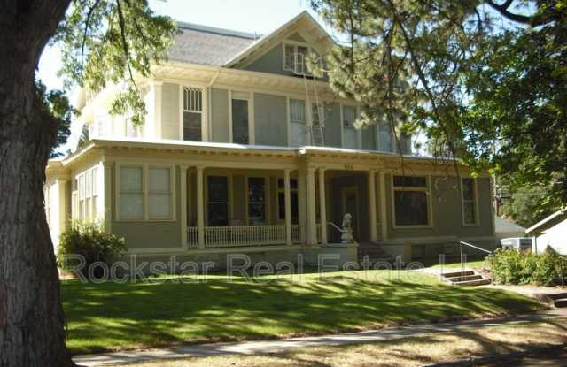 924 S Maple St -4 photos photos