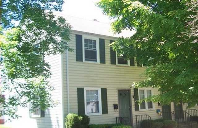 384 Cherrydale Ave photos photos