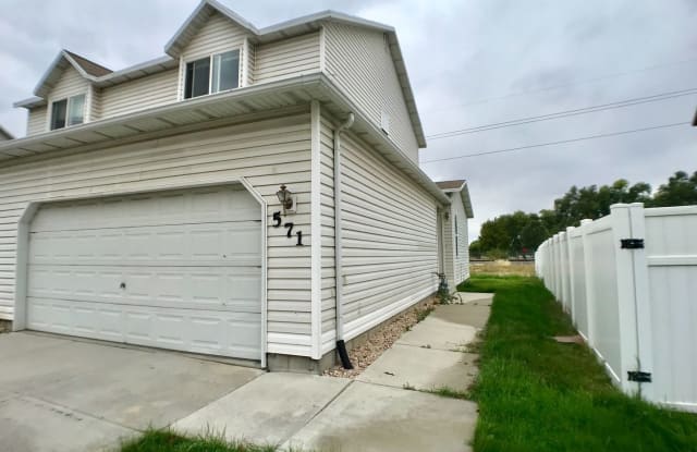 571 Century Drive - 571 Century Drive, Ogden, UT 84404