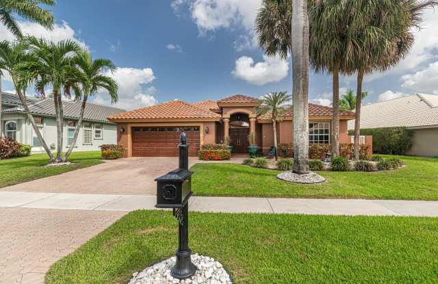 10599 SAINT THOMAS Drive Gallery 3