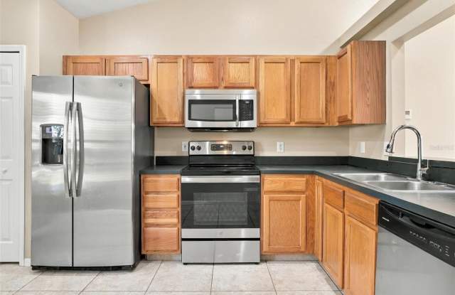 10806 BROWN TROUT Circle Gallery 4