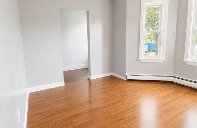 394 Blackstone St Gallery 2