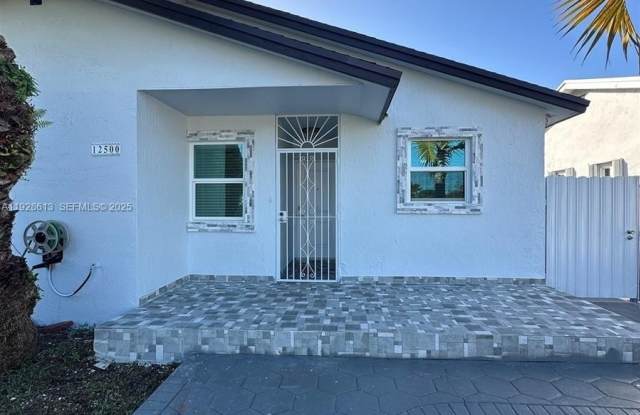 12500 SW 251st Ter - 12500 Southwest 251st Terrace, Princeton, FL 33032