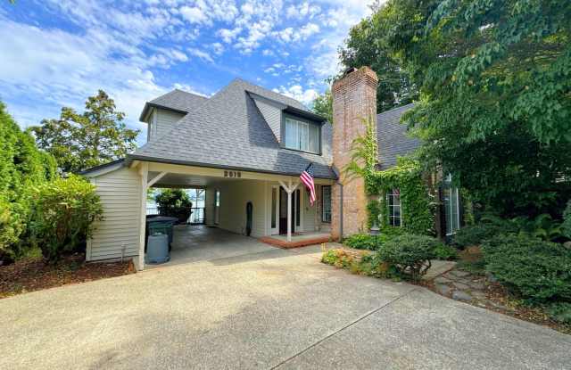 Fully Furnished Tapps Island Waterfront Home | Lease Ends May 1 photos photos