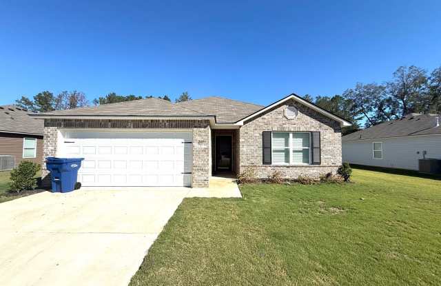 ** 3 Bed 2 Bath located in Wetumpka ** Call 334-366-9198 to schedule a self tour Gallery 1