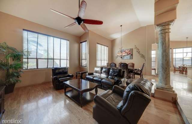 14620 S 44th St - 14620 South 44th Street, Phoenix, AZ 85044