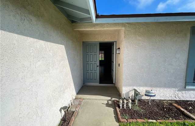 21333 East Venton Street Gallery 3