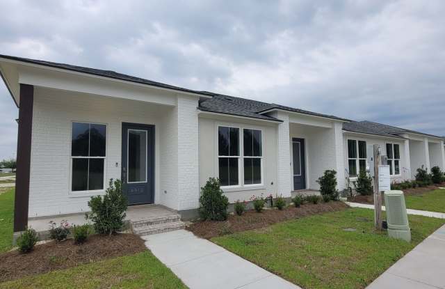 In the heart of Zachary! photos photos In the heart of Zachary! photos photos