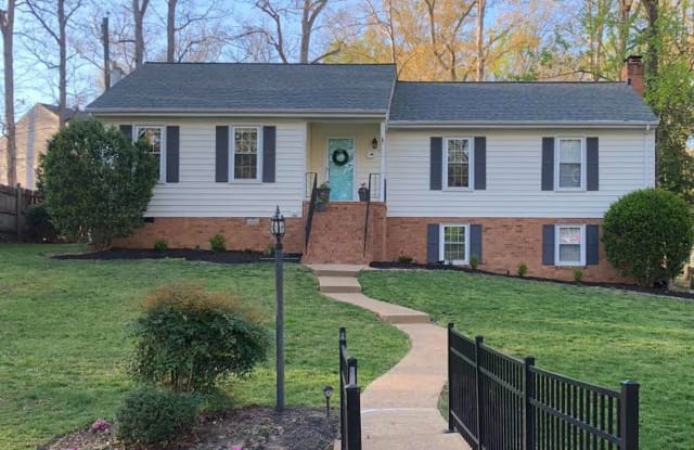 7816 Surreywood Dr. - 7816 Surreywood Drive, Manchester, VA 23235