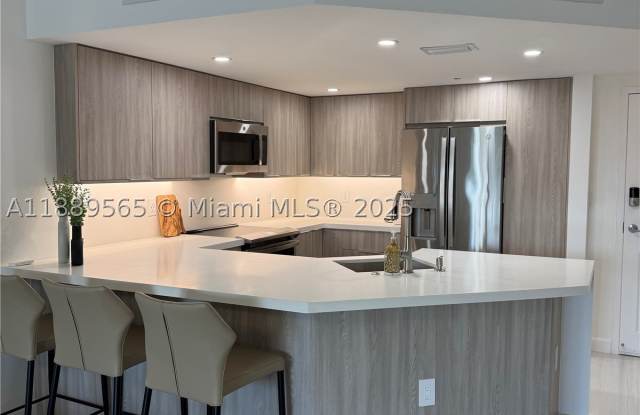 201 Golden Isles Dr Gallery 4