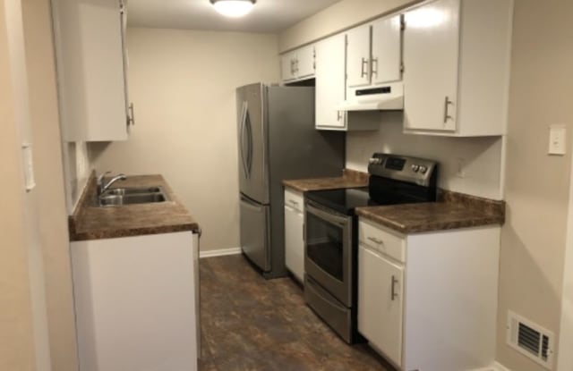 311 Dolomite Ct - 311 Dolomite Court, Westmoreland County, PA 15650