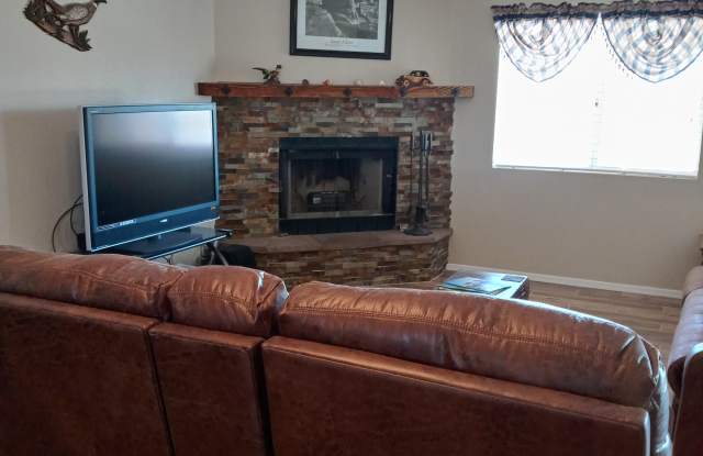 2340 Camero Court Gallery 3