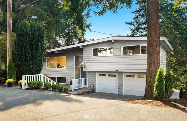 Stylish Mid-Century Modern Retreat | 3BR, 2.5BA, 2,130 sq ft photos photos