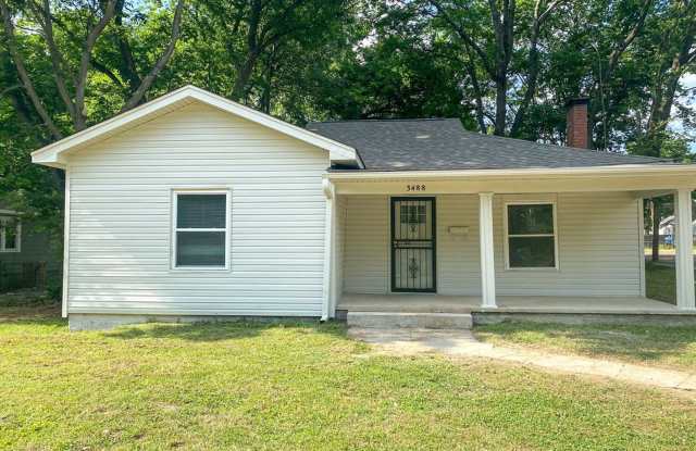 3 bedroom 2 bathroom near Summer and Highland Gallery 3
