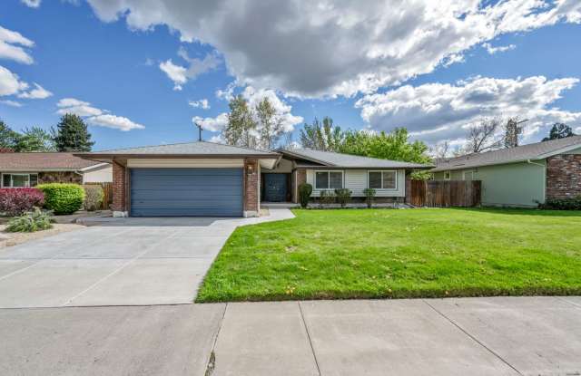 Fully Furnished Single Level Brick Home and Pet Friendly photos photos
