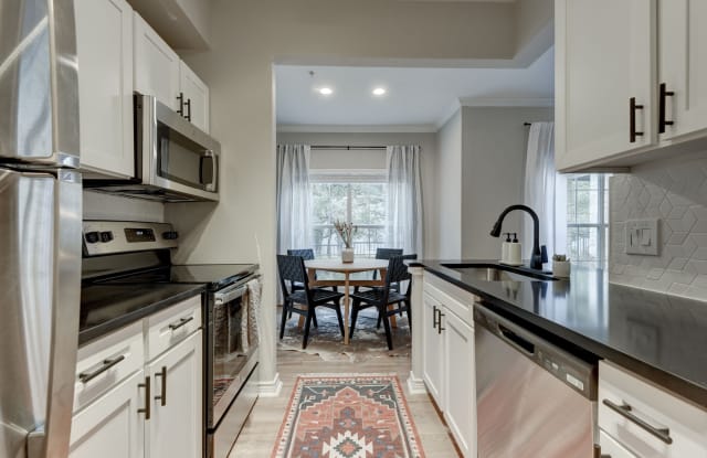 Laurel Canyon photos photos