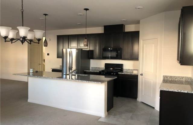 910 Cherry Glen Place Gallery 3