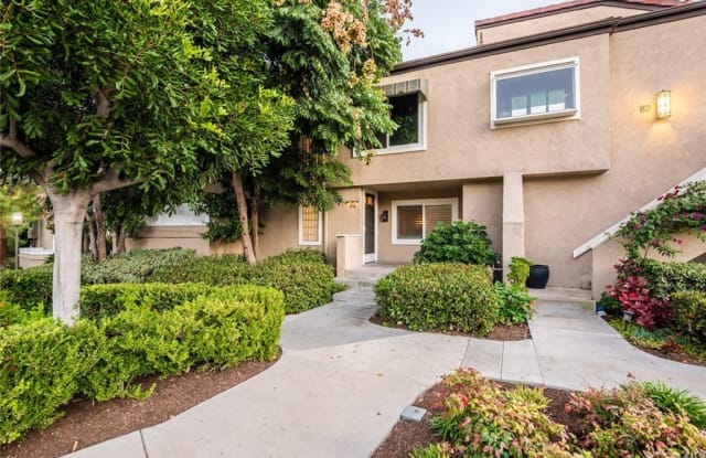 84 Stanford Court - 84 Stanford Court, Irvine, CA 92612