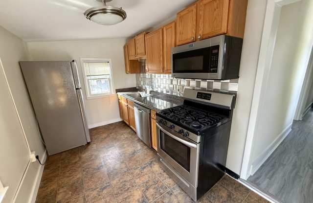 411 Lyman Avenue photos photos