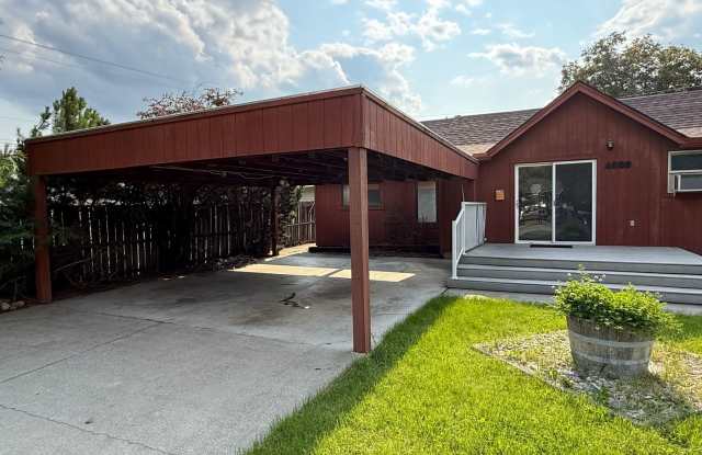 2 Bed 1.5 Bath Home In Spokane With A Shop! photos photos