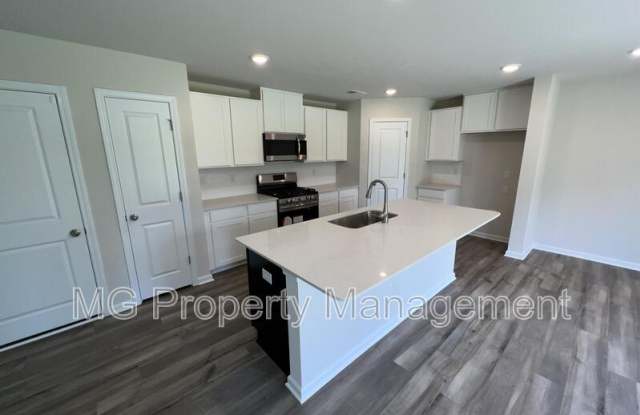 1367 Woodhouse Drive Gallery 4