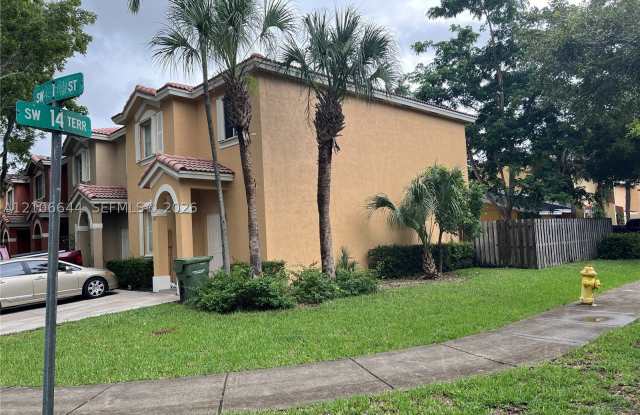 1489 SW 1 ST Gallery 2