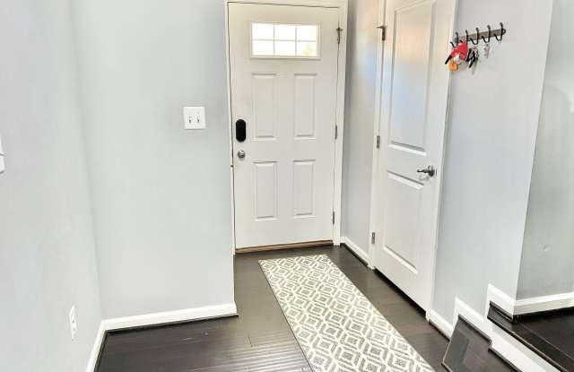 7335 SUMMIT ROCK ROAD Gallery 3