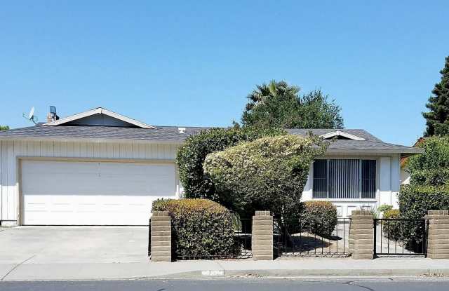 232 Madison Ave - 232 Madison Avenue, Vacaville, CA 95687