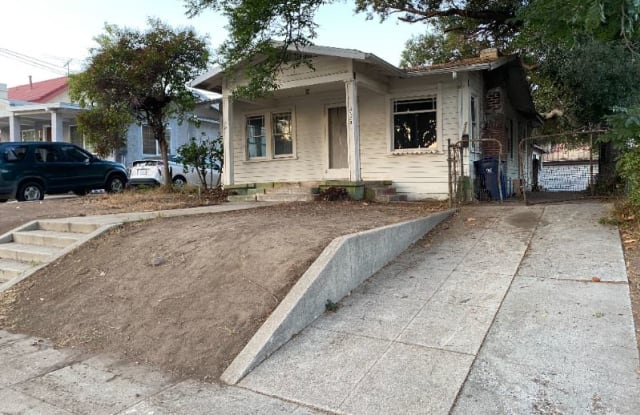 328 S 8th St - 328 8th Street, Alhambra, CA 91801
