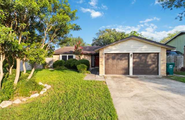 7960 Splintered Oak - 7960 Splintered Oak, Live Oak, TX 78233 7960 Splintered Oak - 7960 Splintered Oak, Live Oak, TX 78233