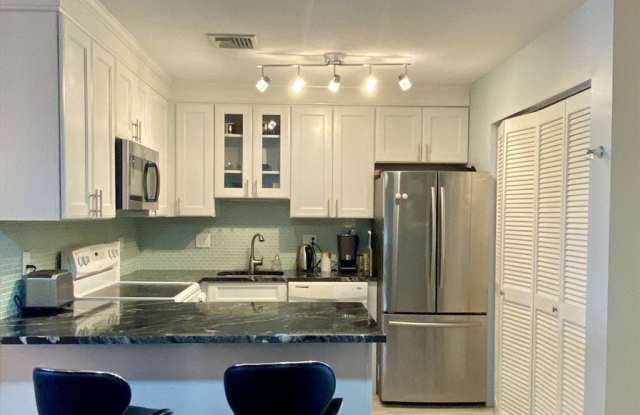 622 Boston Ave - 622 Boston Avenue, Medford, MA 02155