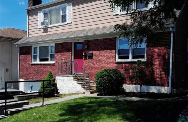 175 Woodside Avenue - 175 Woodside Avenue, Harrison, NY 10604