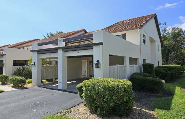 Seasonal Short-Term 2 Bedroom 2 Bathroom 2nd Floor Condo in Estancias of Capri Isles! photos photos